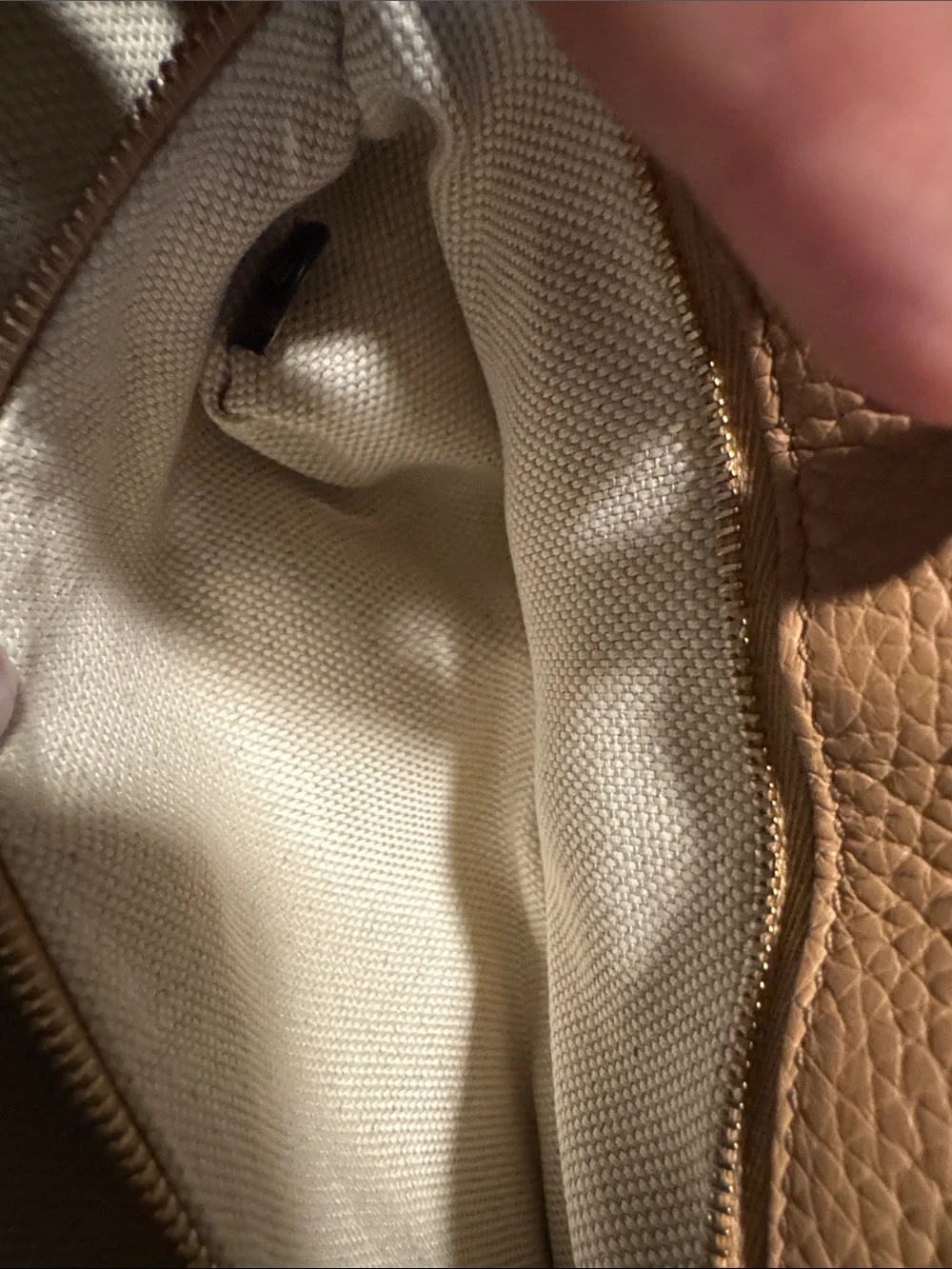 Gucci Tan Pebbled Leather Chain Shoulder Bag with Embossed GG Logo